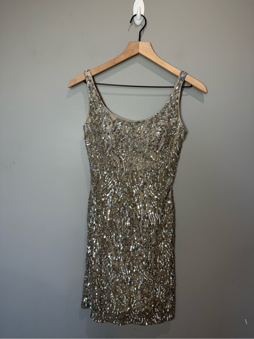 Scala Silk Beaded Sequin Cocktail Dress Nude Silver Size 4 Mini